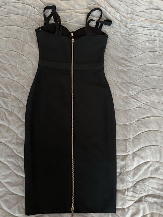 Елегантна бандажна рокля