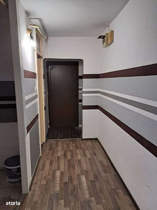 Apartament de vanzare 2 camere , Micro 16 , parter , 53.000 euro neg.