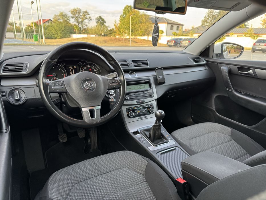 Volkswagen Passat B7 An2012 NOU ADUS 2.0Tdi-140CP Impecabil