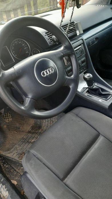 Vând Audi a4 b6 din 2001