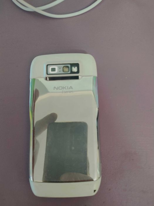 Продам Телефон Нокиа е71