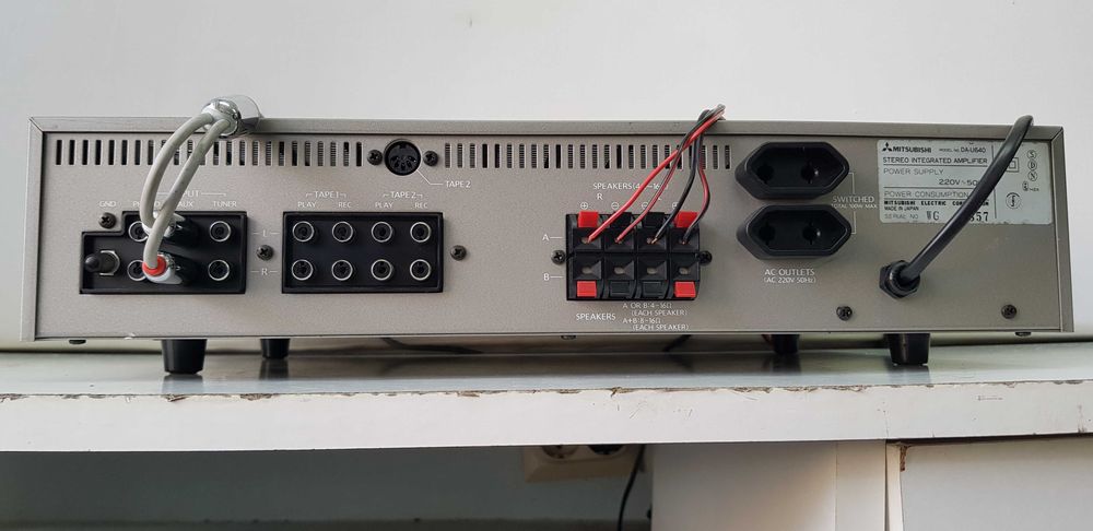 Mitsubishi DA U 640 statie stereo amplificator TOP muzica