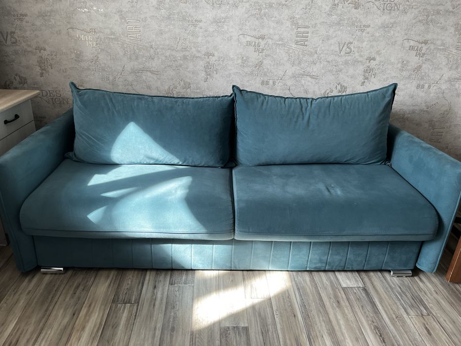 Продам диван в хорошем состоянии