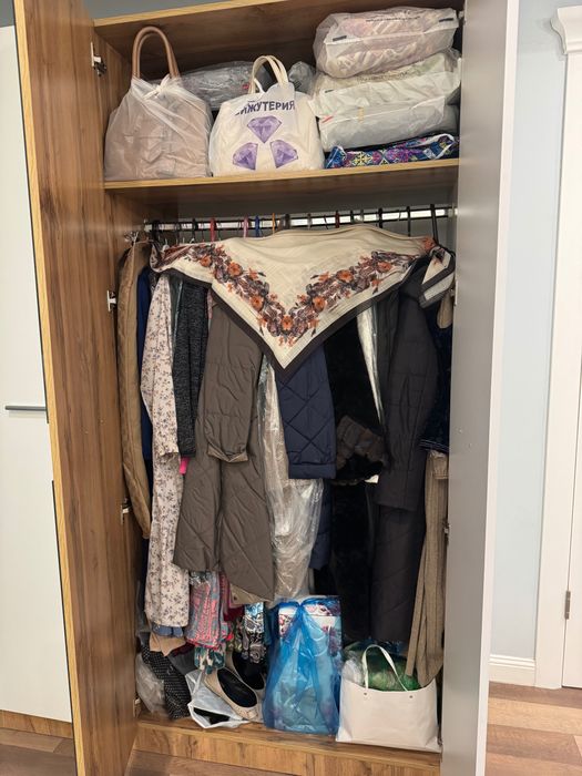 Шкаф  белый продается