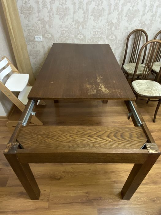 Продам стол в хорошем состоянии