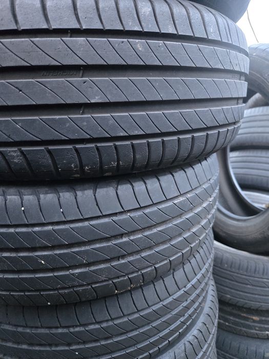 2бр. 195 65 15 Michelin летни..