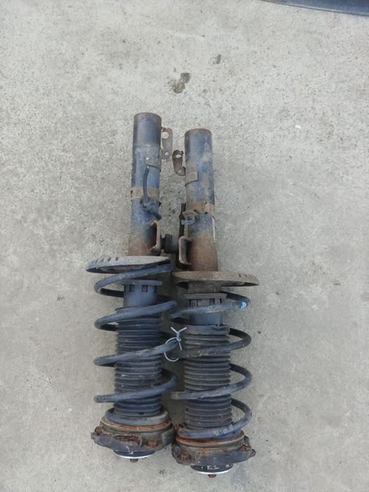 set amortizoare telescoape cu arcuri fata 1.2 b vw polo 9n 6q0413031bm