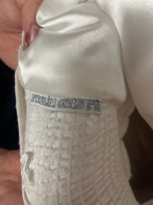 Продам нарядное платье.