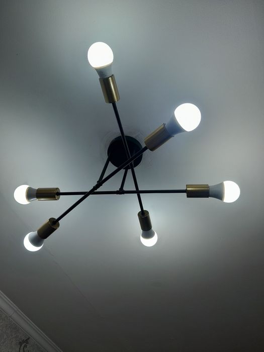 Продам  люстру!!!