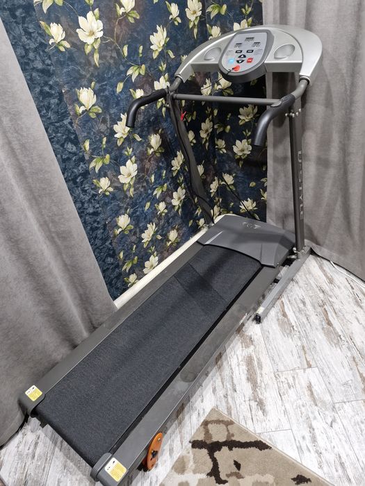 Беговая дорожка продам