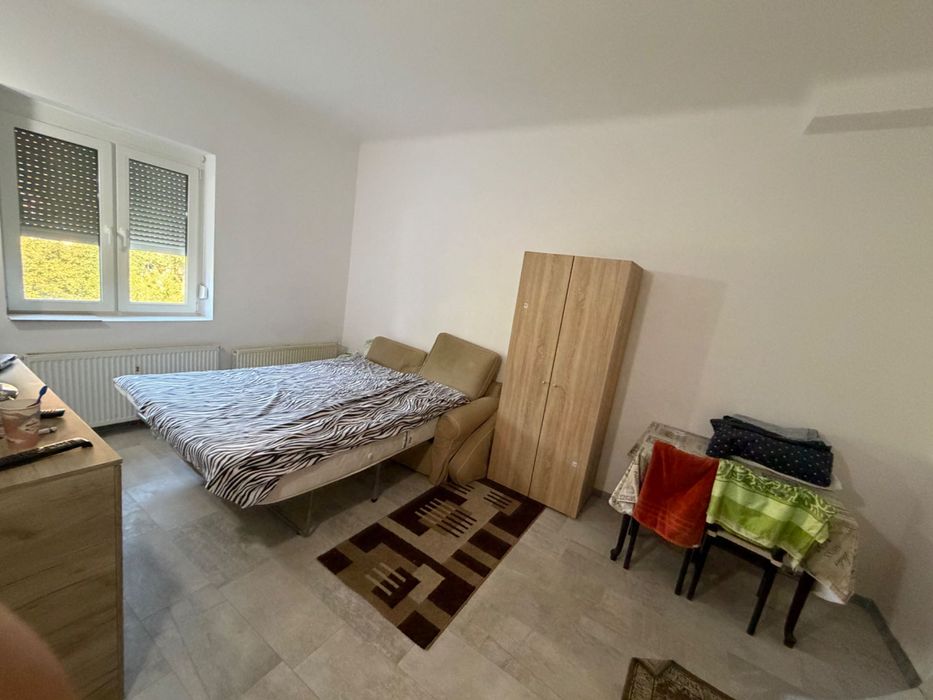 Închiriez apartament 1 cameră decomandat