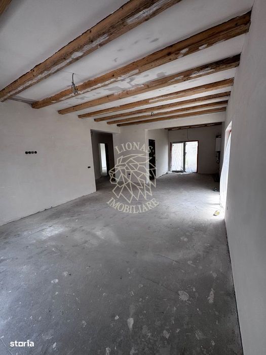 Casa Finisata 4 camere 120 mp-teren 600 mp-pod mansardabil-Aerodrom