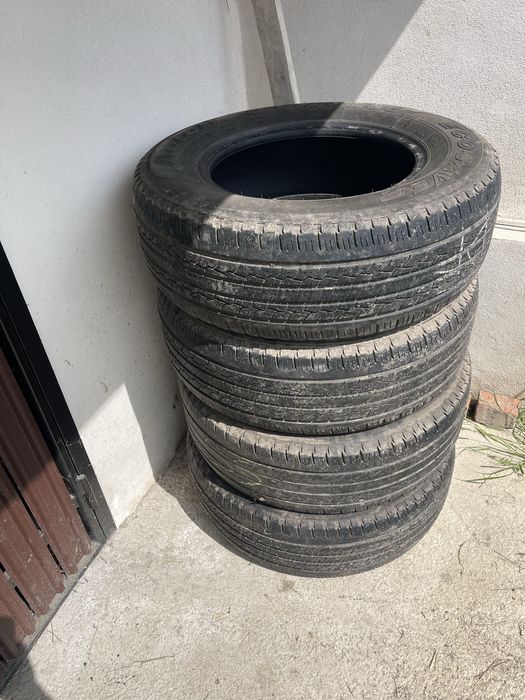 Anvelope 235/70R16