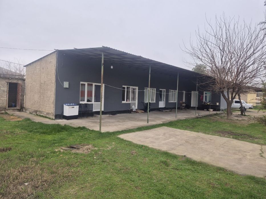 Уй сотилади, Зафаробод тумани маркази