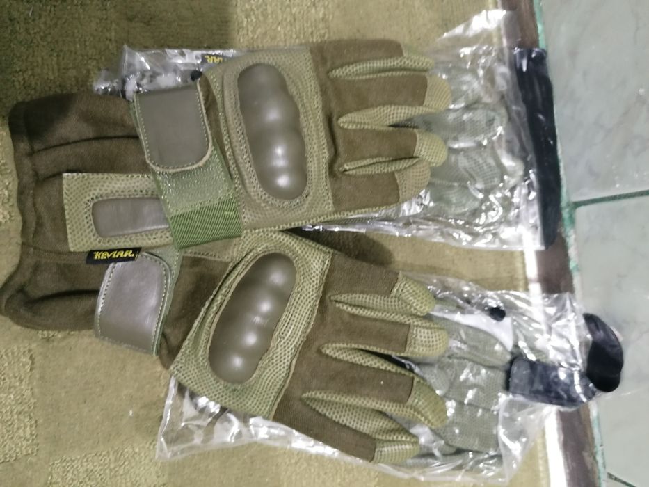 Pentru toate anotimpurile, mănuși