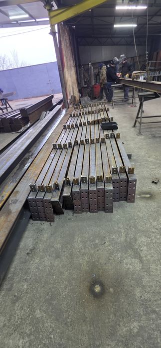 Hala metalica la comanda