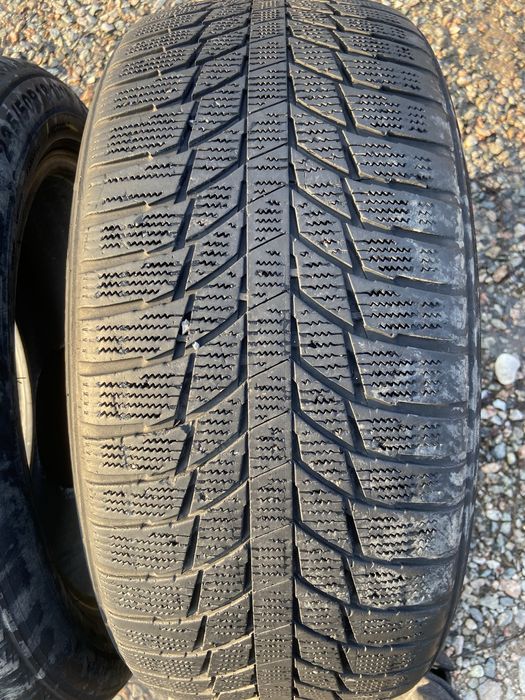 Пара шины 235/50/18 235/50R18 Triangle.