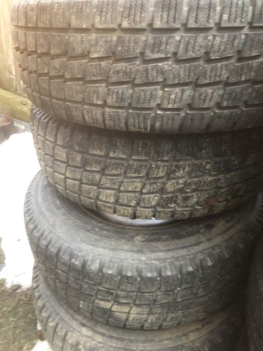 Cauciucuri 195 79 15 C si 225 70 15 C