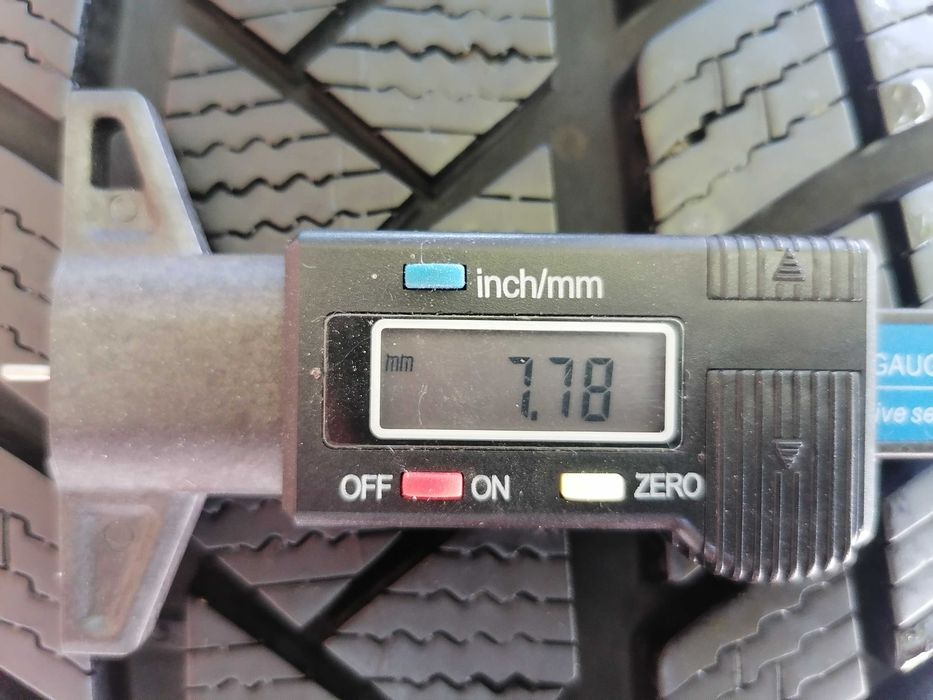 4 бр. Vredestein 225/50R18 DOT 2325.