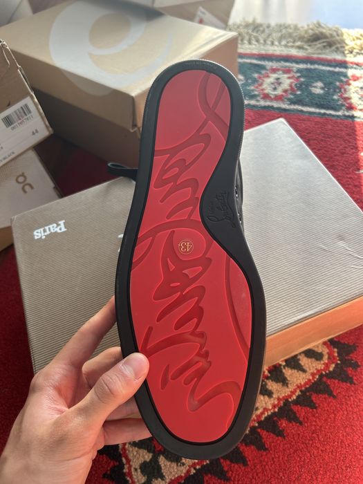 Papuci louboutani editie limitata