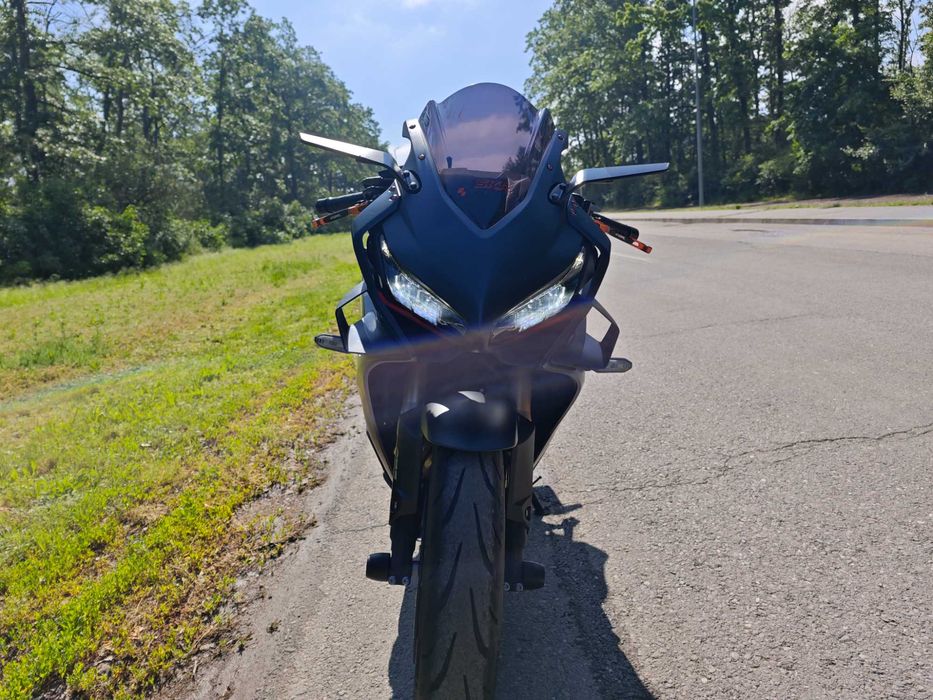 Honda CBR 650R A2