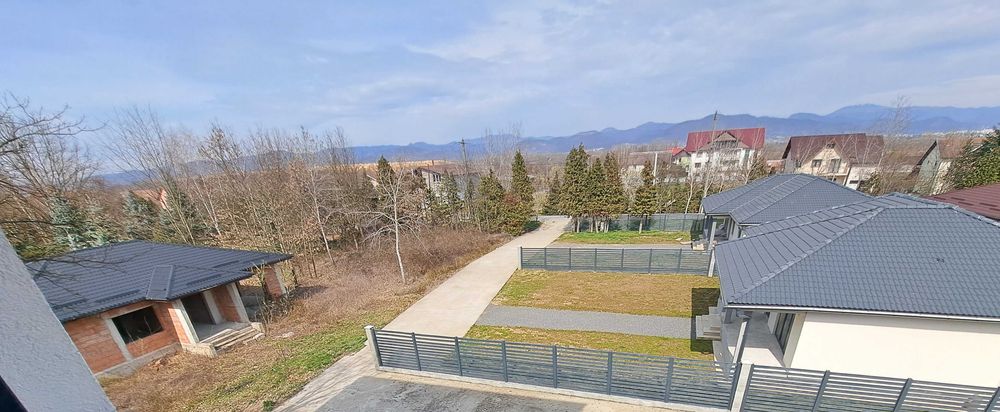 Loturi teren intravilan in zona rezidentiala situat in Lapusel