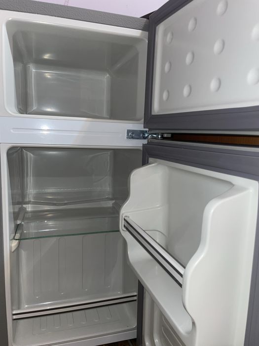 Новый Холодильник с морозильником