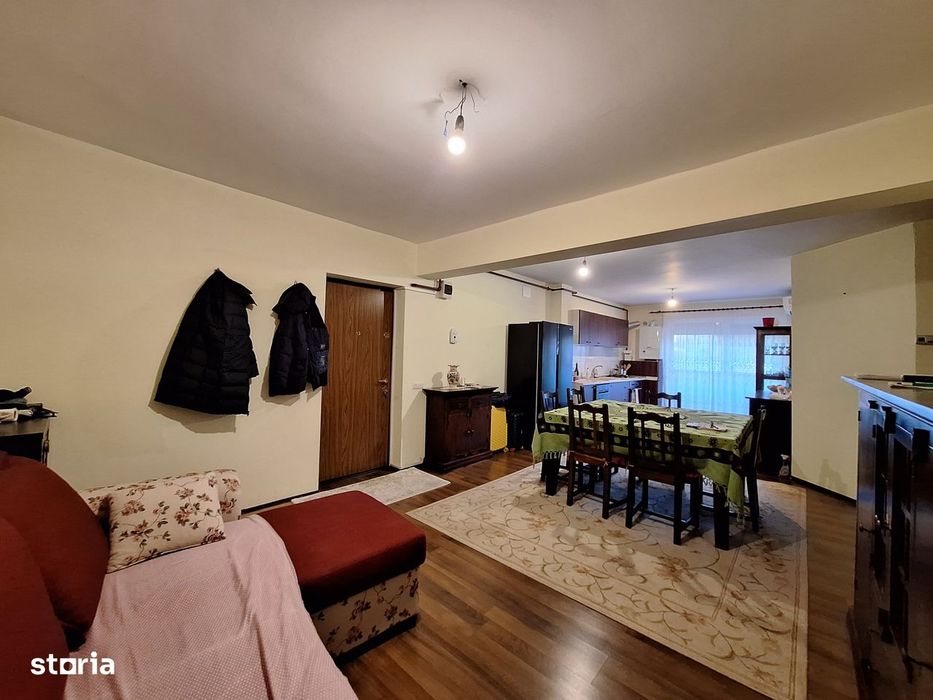 Apartament cu 2 camere, 57 mp, balcon, zona Florilor — fotografia 1