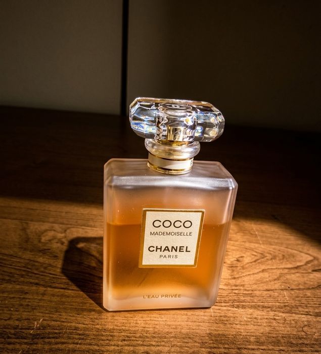 Eleganță și rafinament: Coco Mademoiselle L'Eau Privée