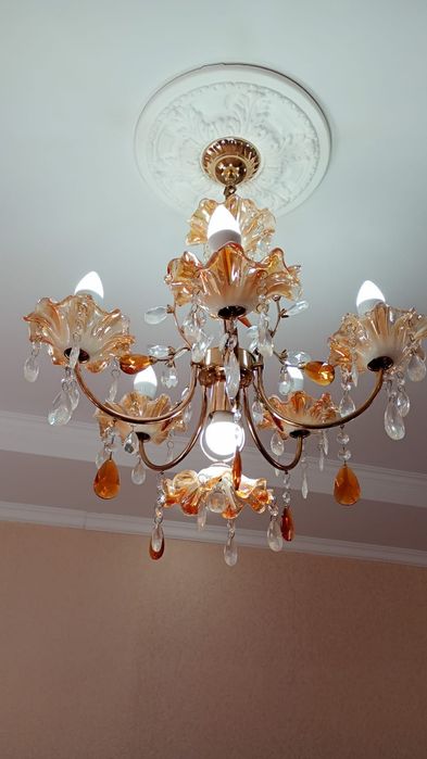 Люстра 2 штуки одинаковые