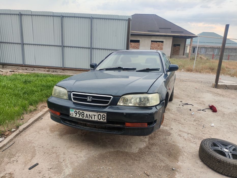Продаю Honda saber 1995