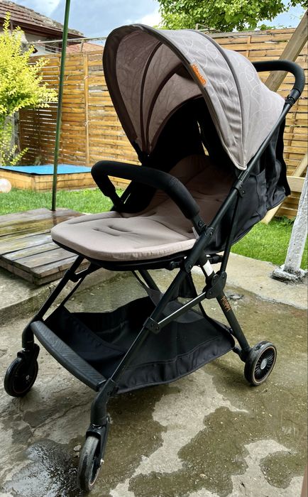 Лятна количка Chipolino Poppy