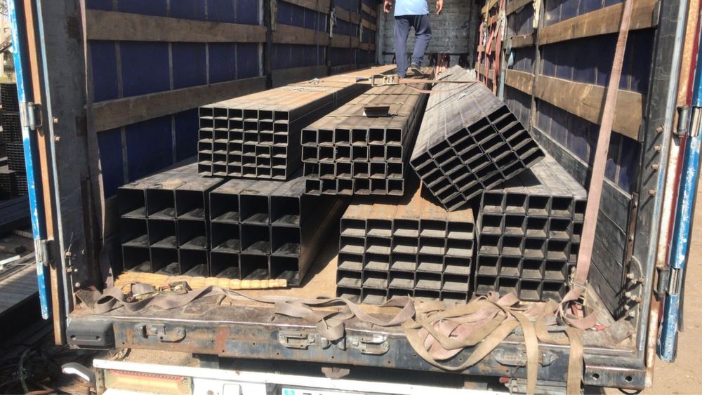 Профильные трубы 150х150х4