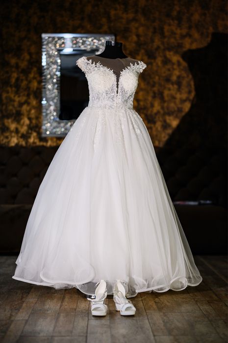 Rochie de mireasa in stare buna -1500 lei negociabil
