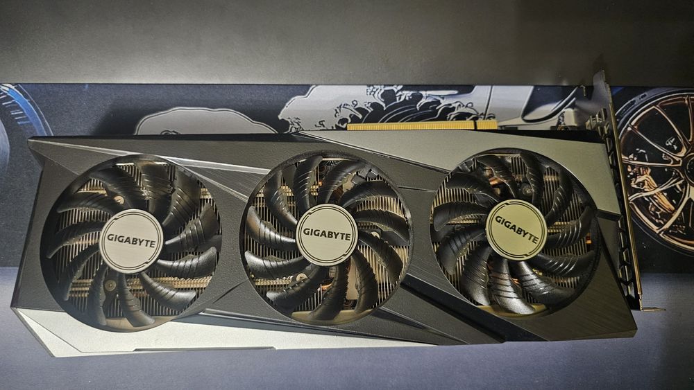 GIGABYTE GeForce RTX 3060 GAMING OC Edition 12G