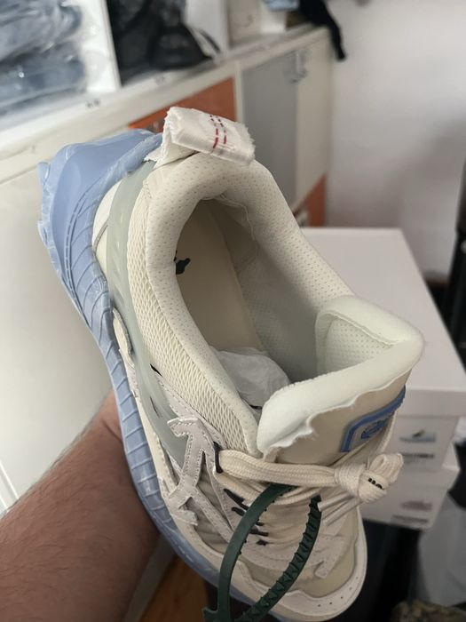 Off white odsy (marimi 40;41)