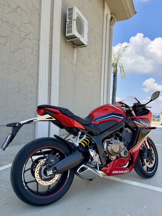 De vanzare motociclata Honda CBR 650R