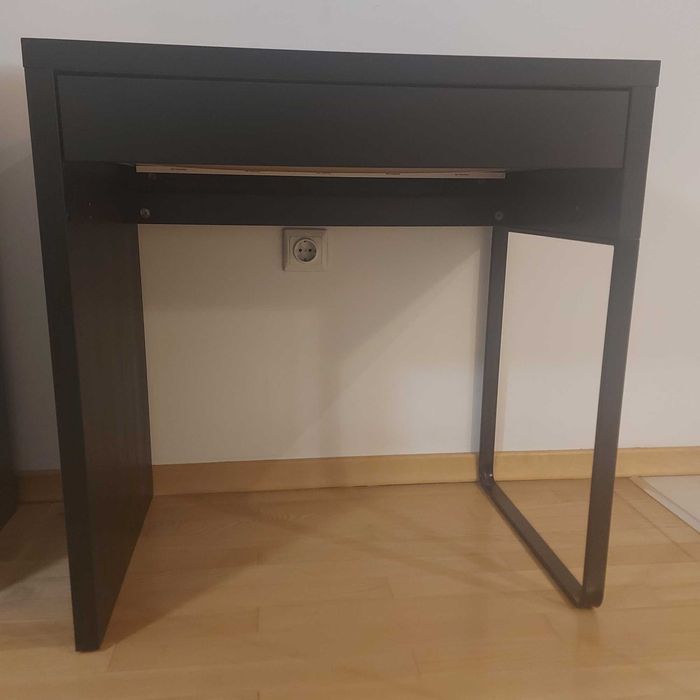 Бюро и стол, като нови