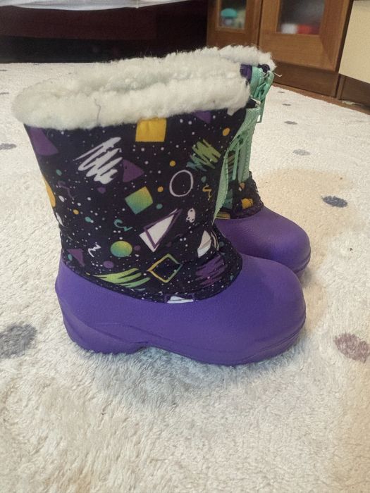 Сапожки теплые 24 размер