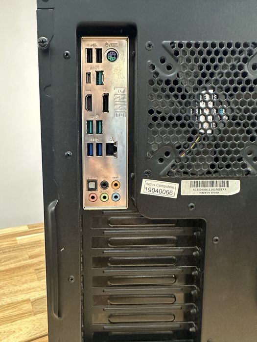 Комютърна кутия COOLERMASTER