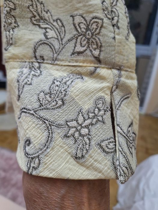 Sacou de ocazie cu maneca trei sferturi