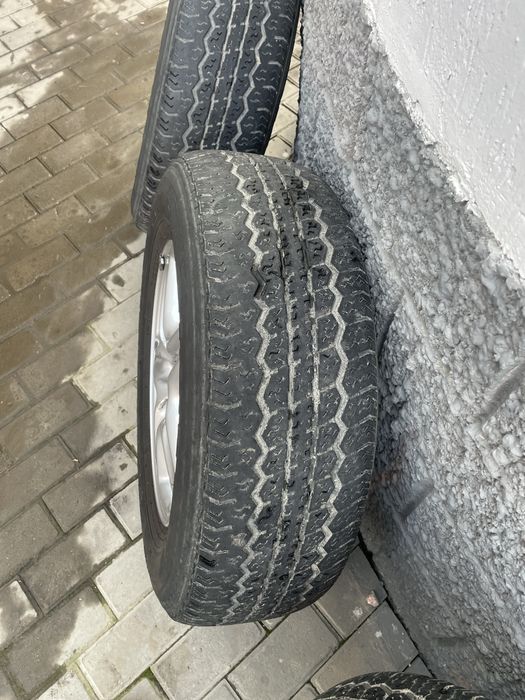 Продам Диск с шиной 225/70/16