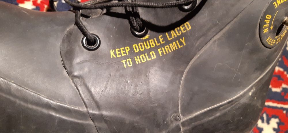 Сапоги тактические Американский с меняющим размерами.