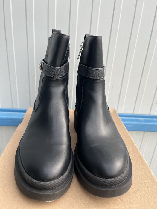 Дамски боти Guess номер 40