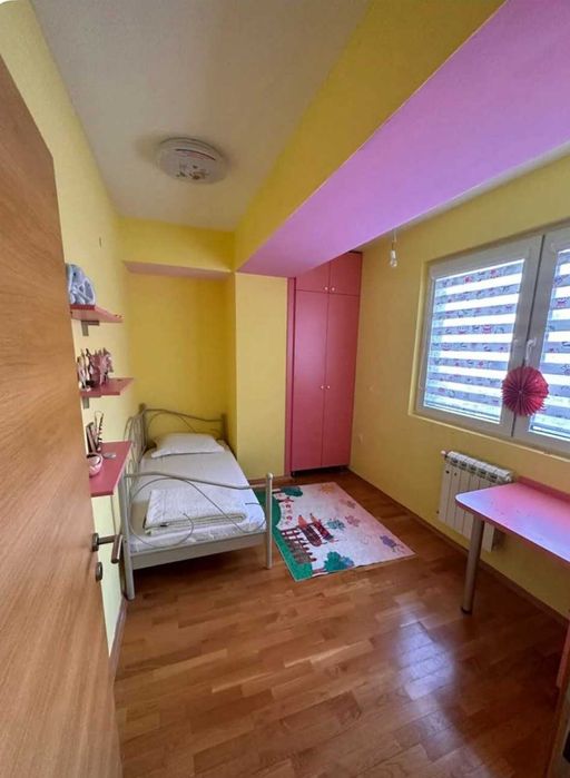 Дава се под наем Тристаен апартамент в Пловдив, Кючук Париж - 98 кв.м за 400 € - Снимка #4