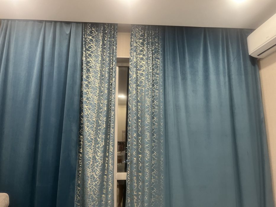 Продам шторы новые