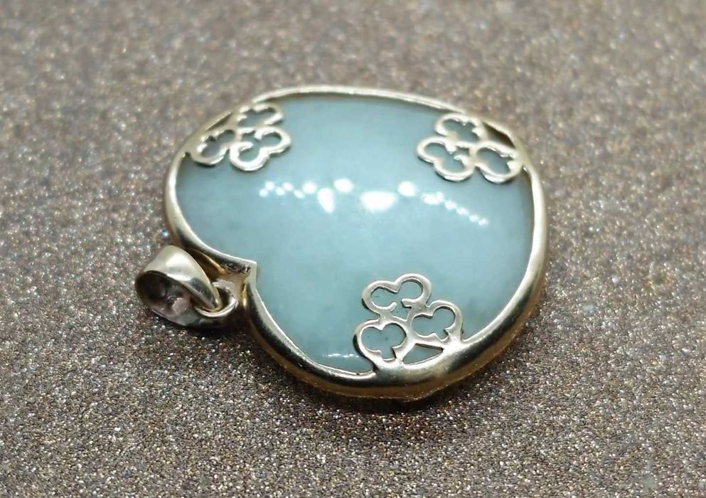 Pandantiv inimă – aur 9K cu jadeit alb-verde