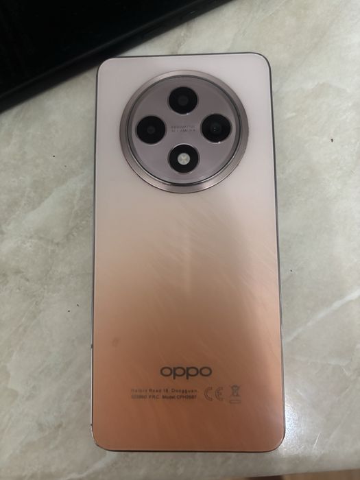 OPPO Reno12 F 4G — продаю