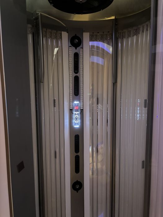 Aparat de bronzat Sunvision V500 XXL Model nou! 6500E