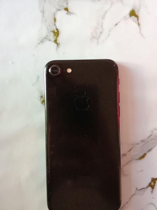 iphone 7 128 гб акб 66%